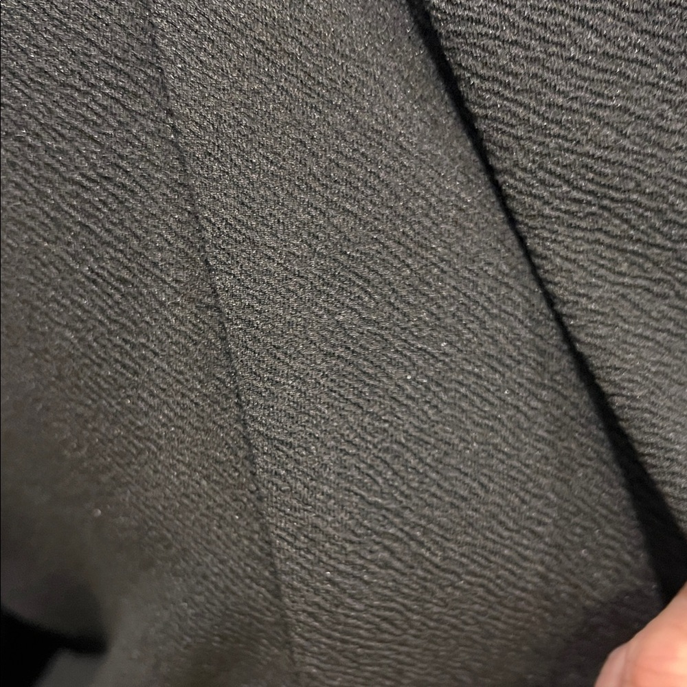 Sophisticated Women's Black Blazer - Picture 8 of 8